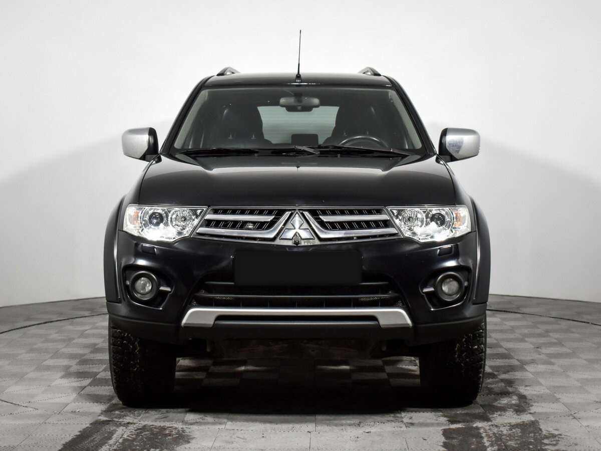 Mitsubishi Pajero Sport б/у, 2013, Автоматическая. Фото: #1