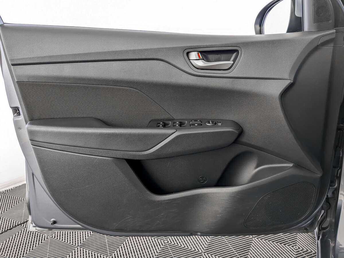 Hyundai Solaris б/у, 2018, Автоматическая. Фото: #14