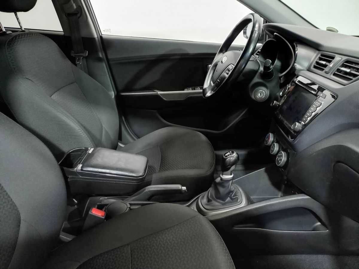 Kia Rio б/у, 2016, Механическая. Фото: #9