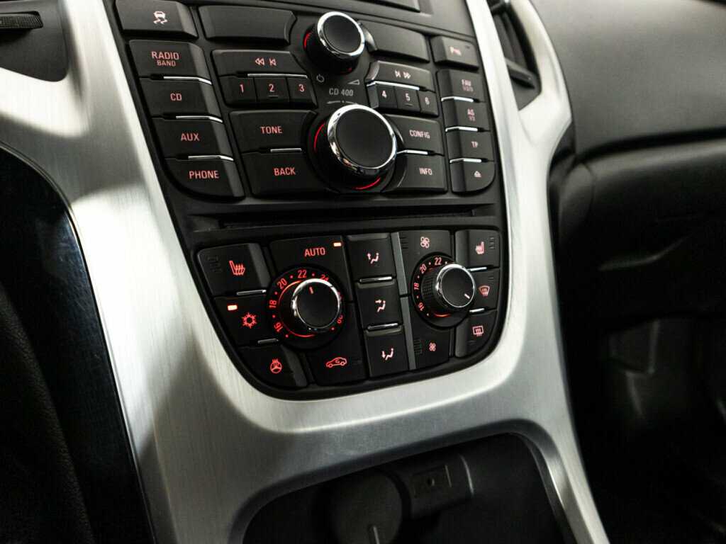 Opel Astra б/у, 2012, Механическая. Фото: #14