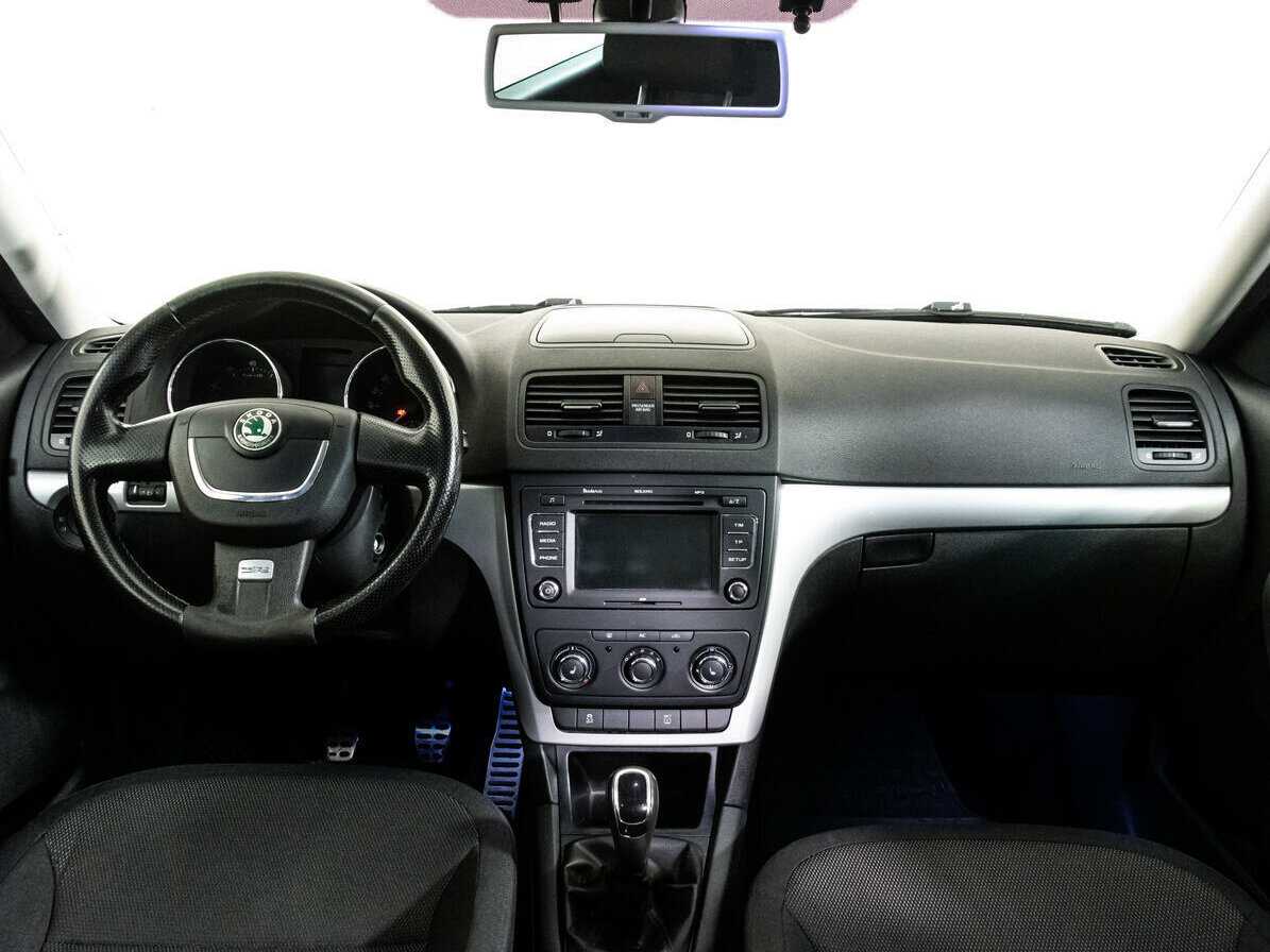 Skoda Yeti б/у, 2012, Механическая. Фото: #6