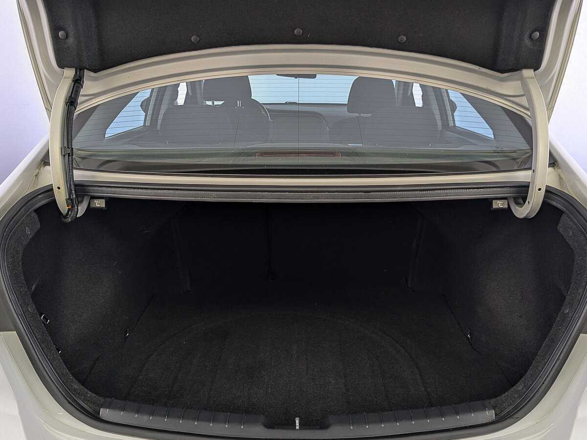 Hyundai Elantra б/у, 2018, Автоматическая. Фото: #9