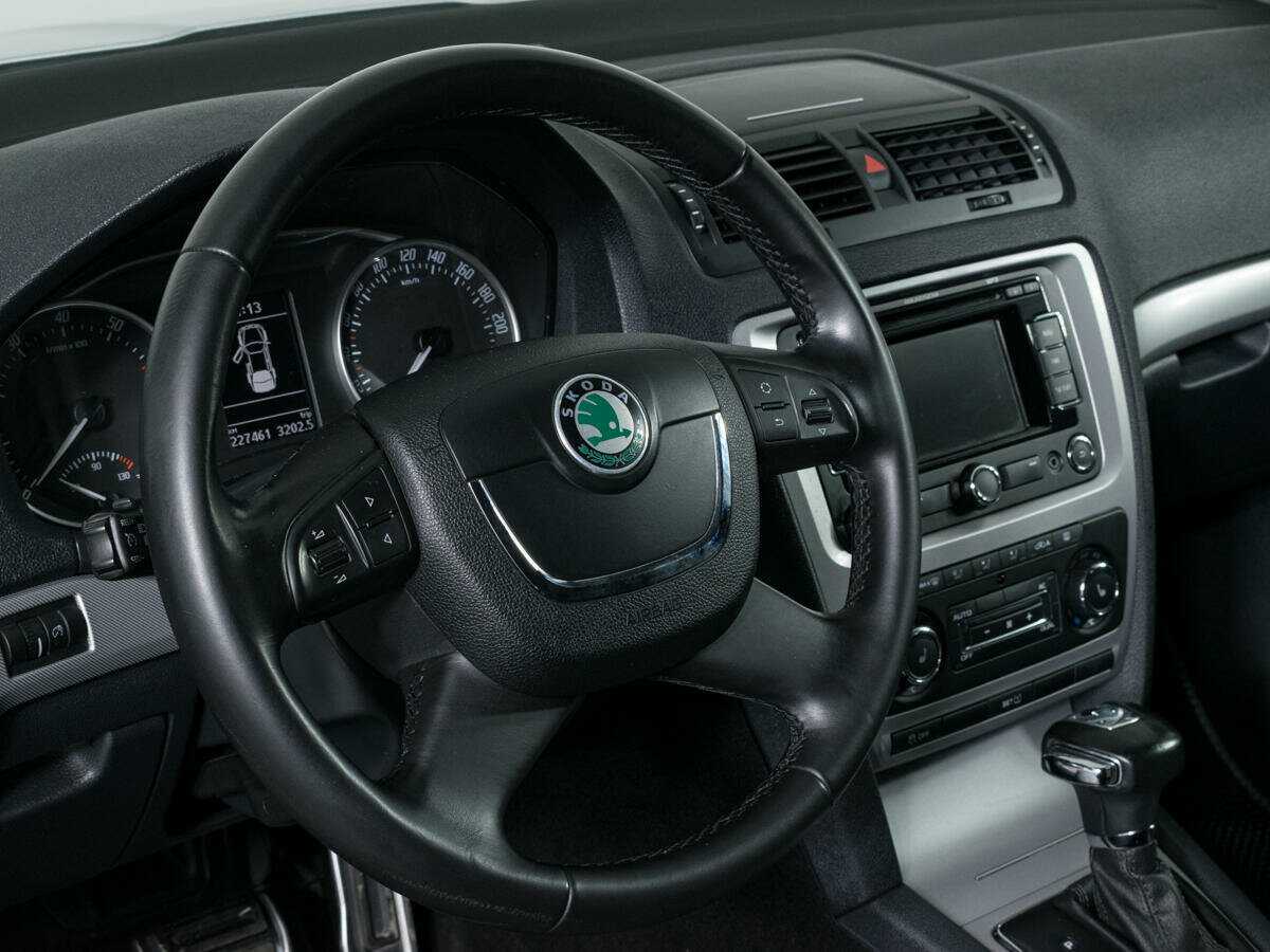 Skoda Octavia б/у, 2013, Автоматическая. Фото: #13