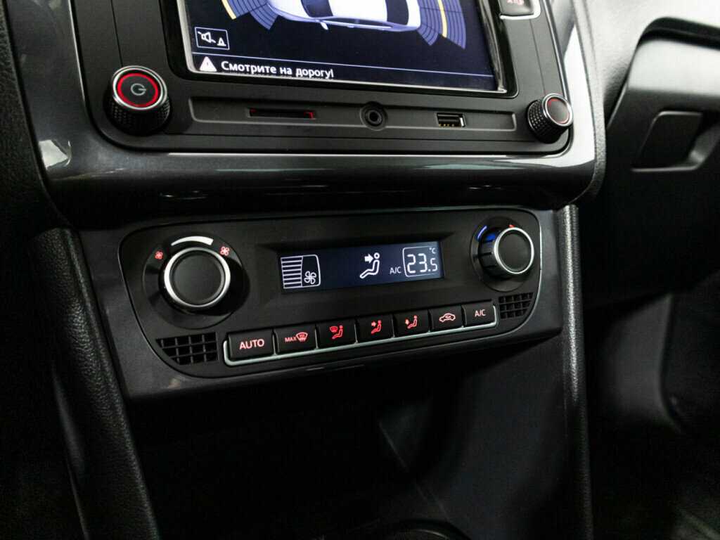 Volkswagen Polo б/у, 2018, Автоматическая. Фото: #15