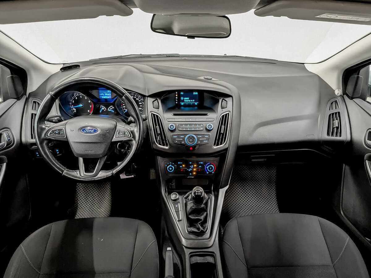 Ford Focus б/у, 2015, Механическая. Фото: #13