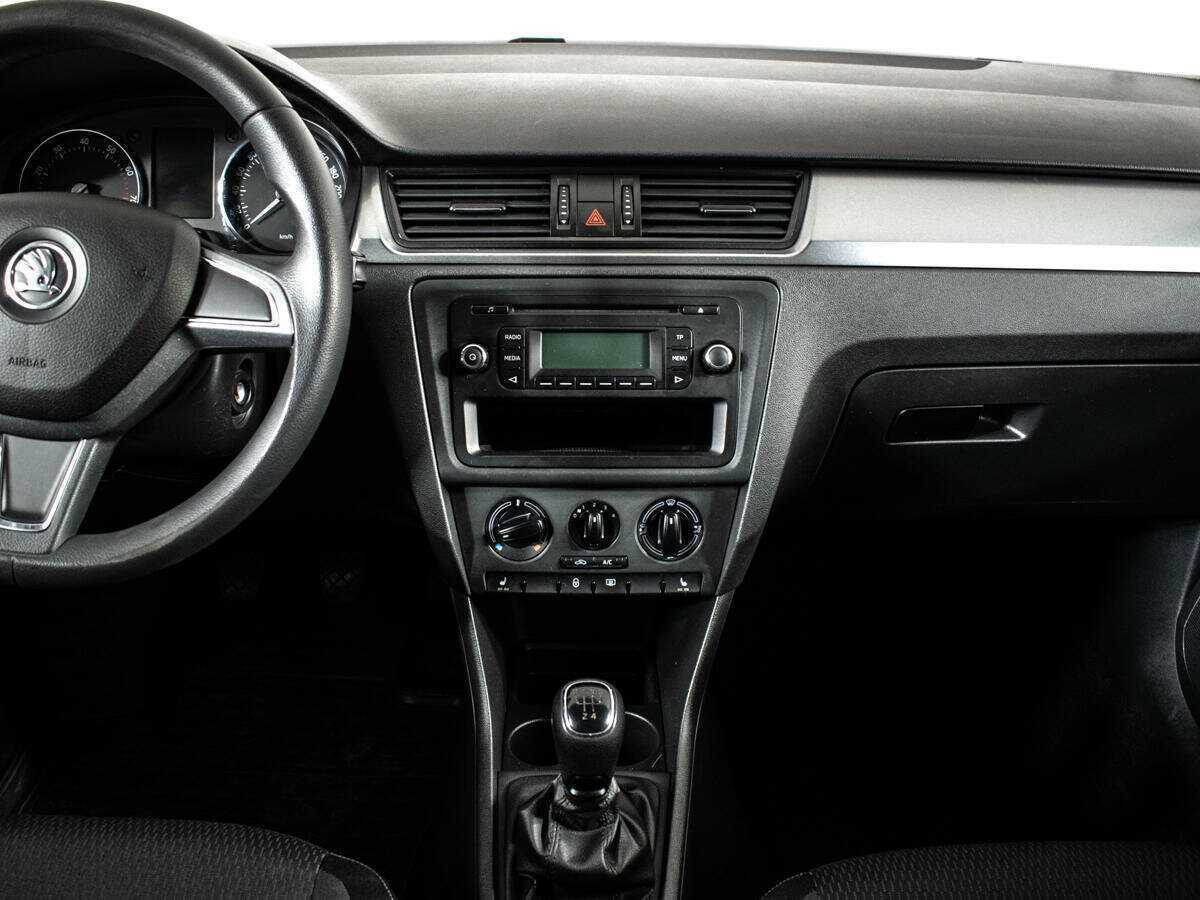 Skoda Rapid б/у, 2014, Механическая. Фото: #9