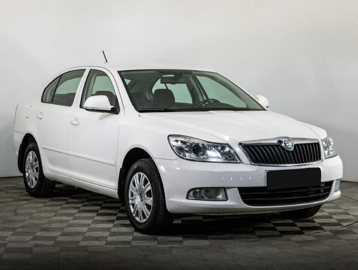 Skoda Octavia б/у, 2013, Механическая. Фото: #2
