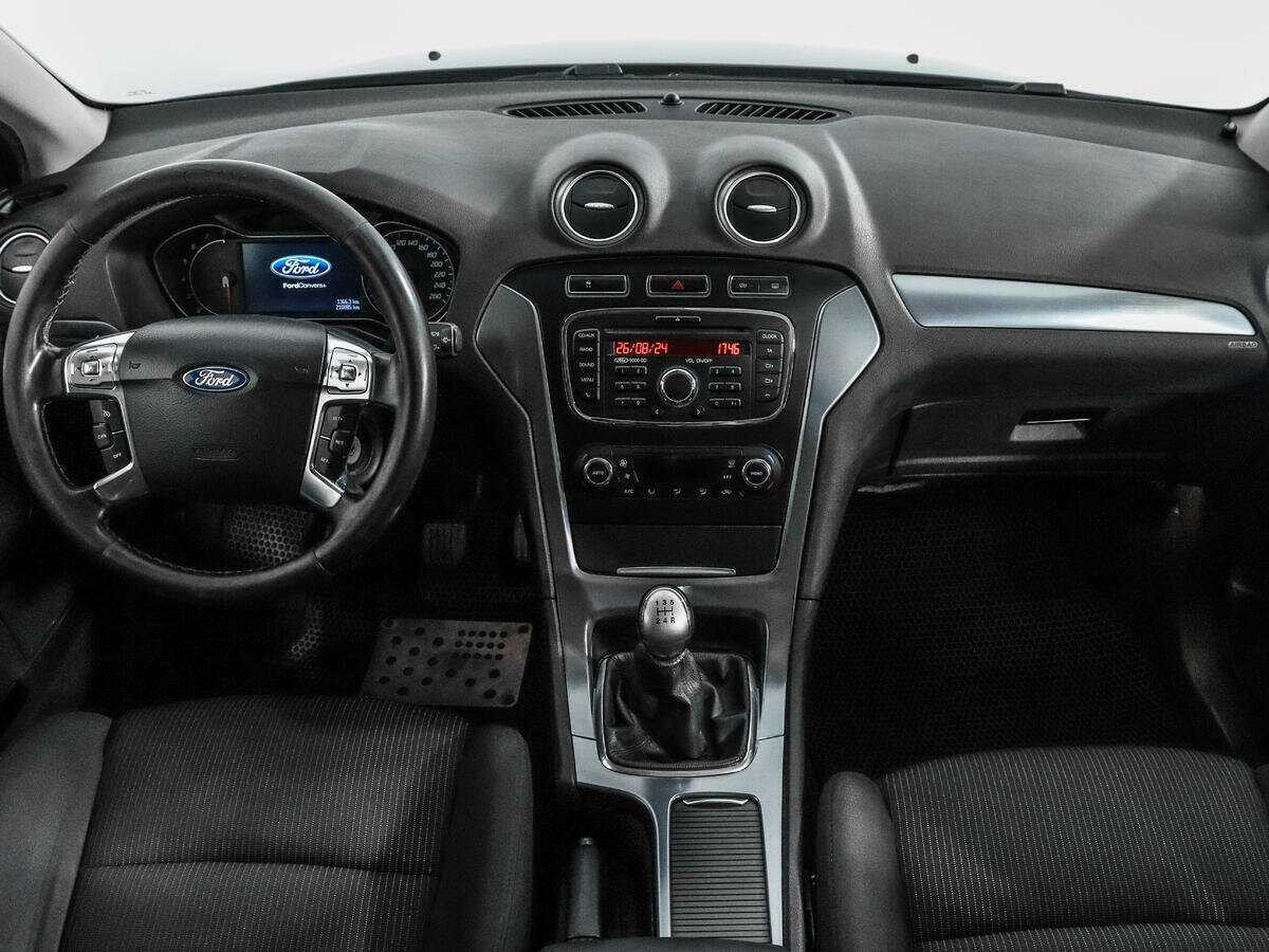 Ford Mondeo б/у, 2012, Механическая. Фото: #12