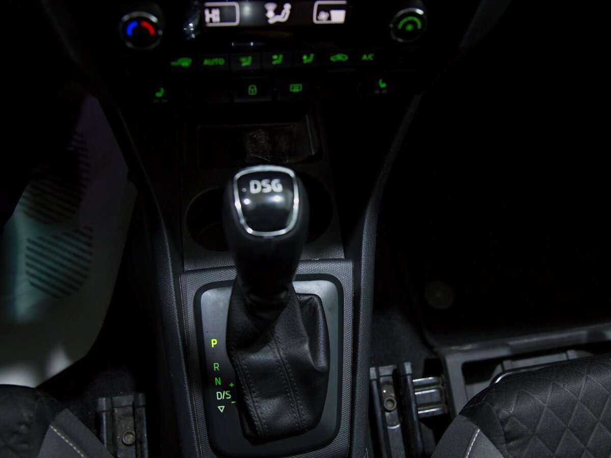 Skoda Rapid б/у, 2017, Роботизированная. Фото: #11