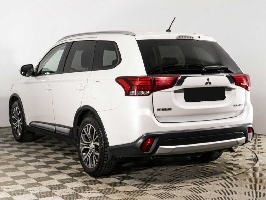 Mitsubishi Outlander б/у, 2016, Вариатор. Фото: #6