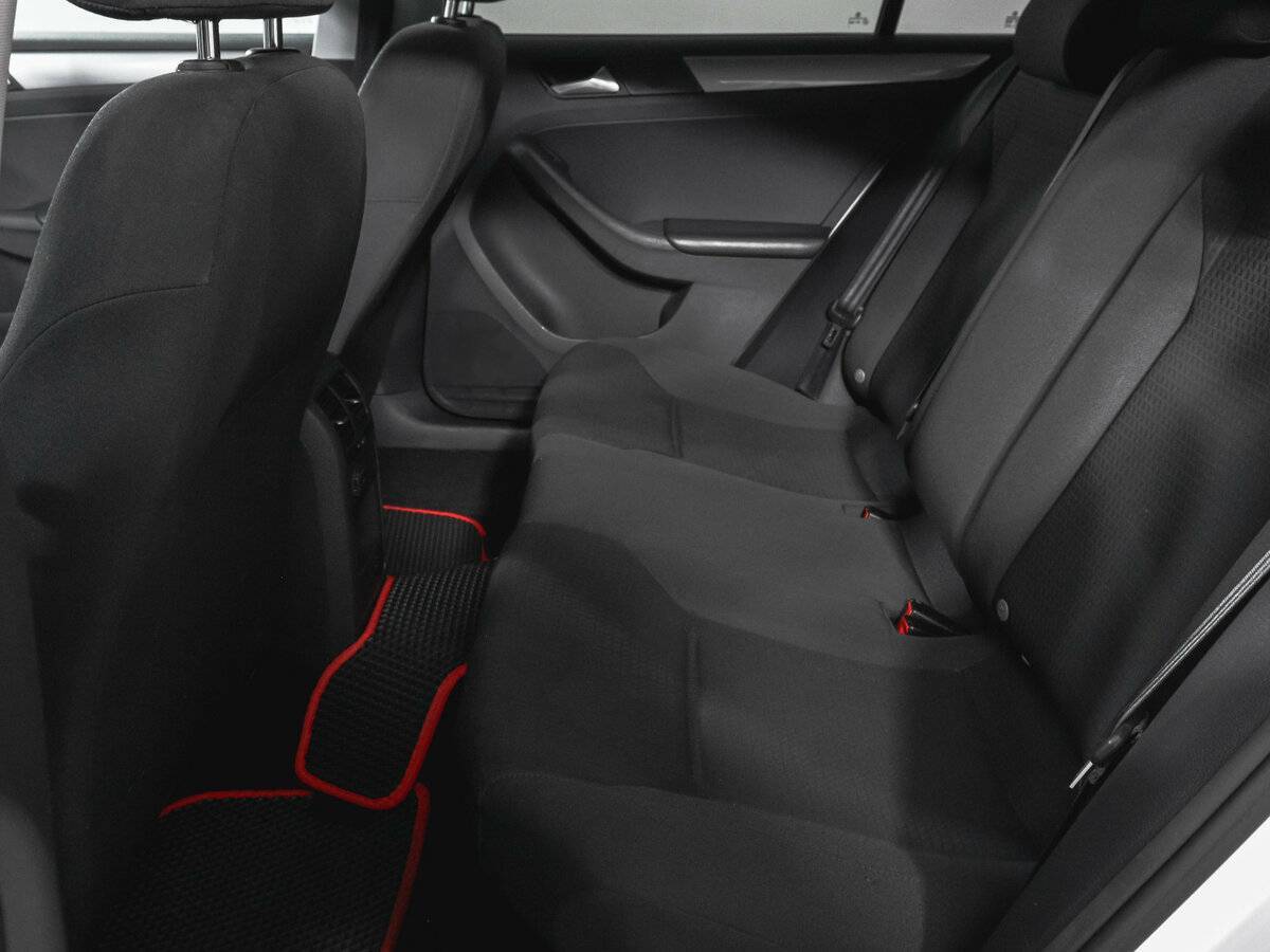 Volkswagen Jetta б/у, 2016, Автоматическая. Фото: #9