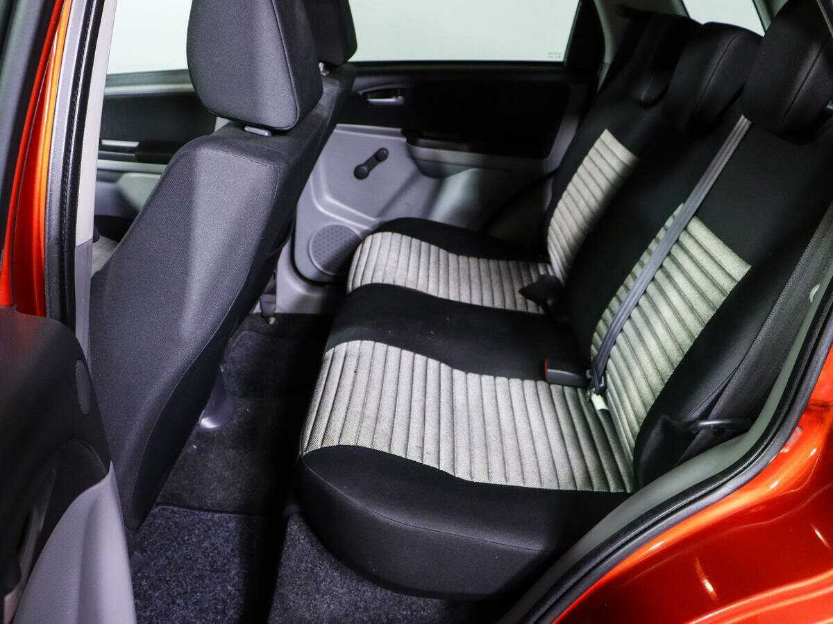 Suzuki SX4 б/у, 2012, Автоматическая. Фото: #9