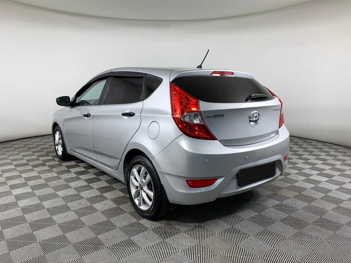 Hyundai Solaris б/у, 2013, Автоматическая. Фото: #6