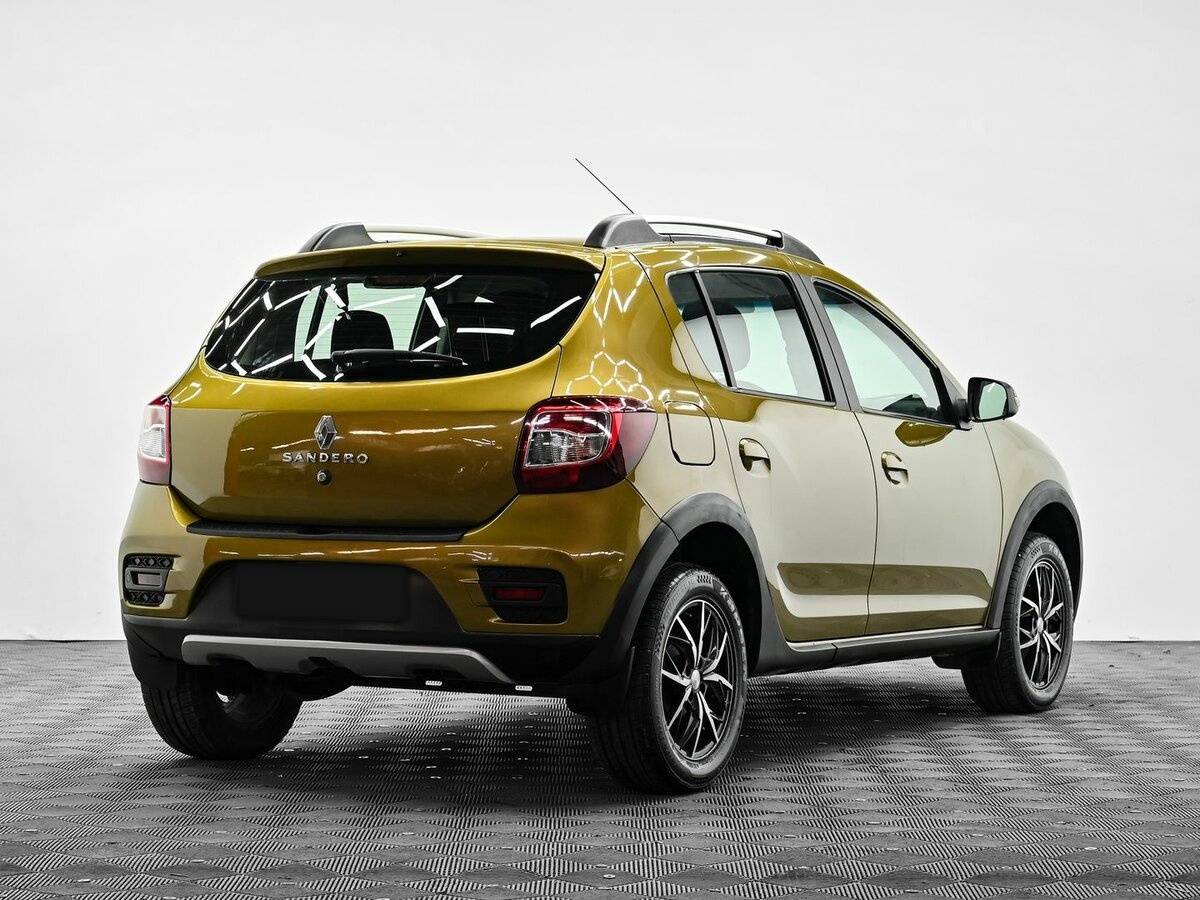 Renault Sandero б/у, 2016, Автоматическая. Фото: #3