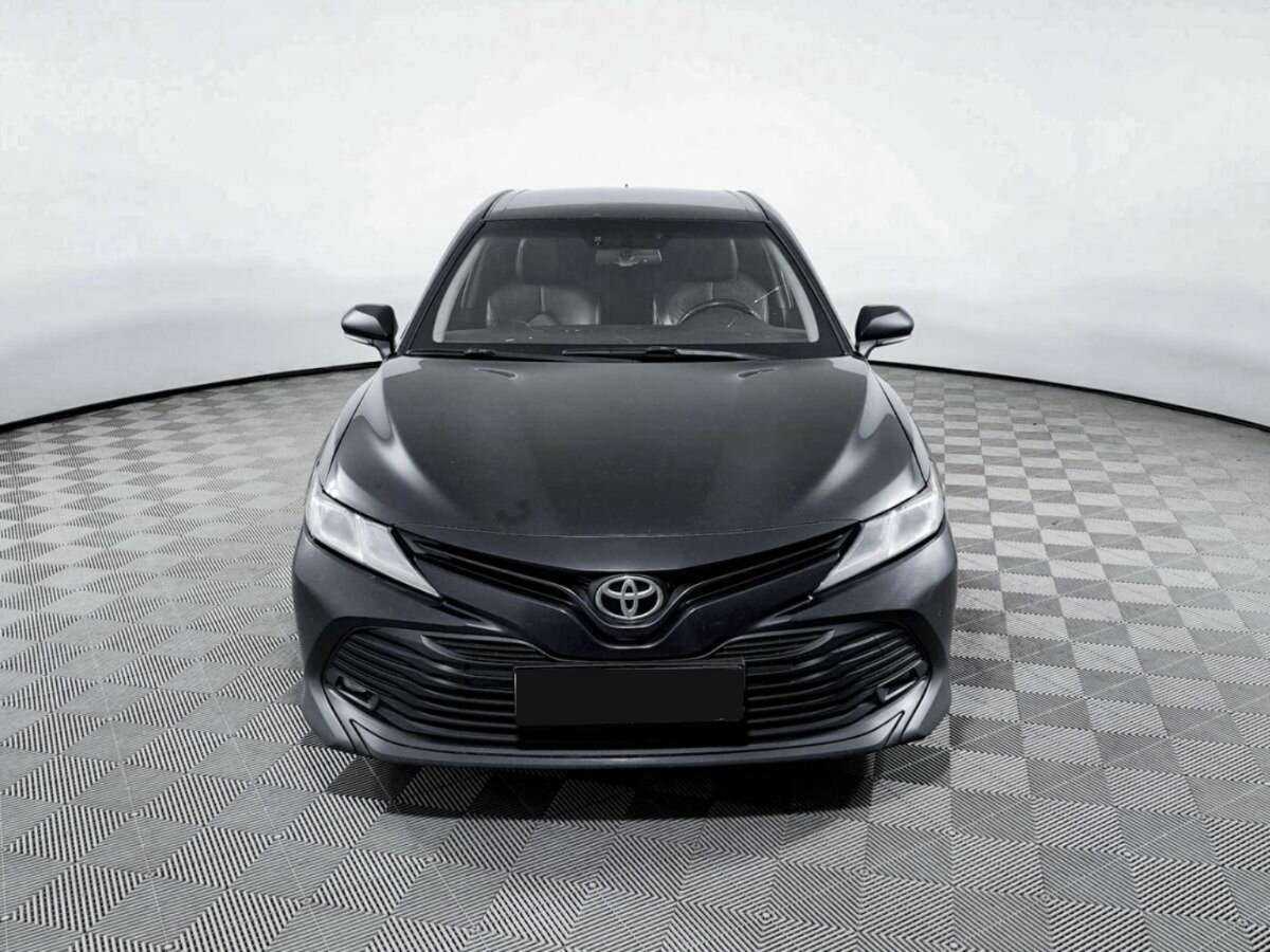 Toyota Camry б/у, 2018, Автоматическая. Фото: #1