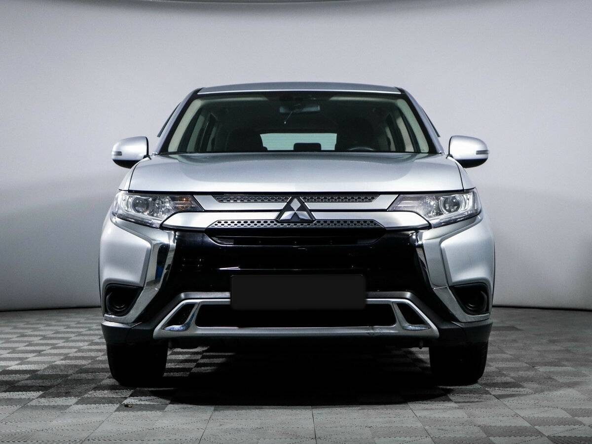 Mitsubishi Outlander б/у, 2019, Вариатор. Фото: #1