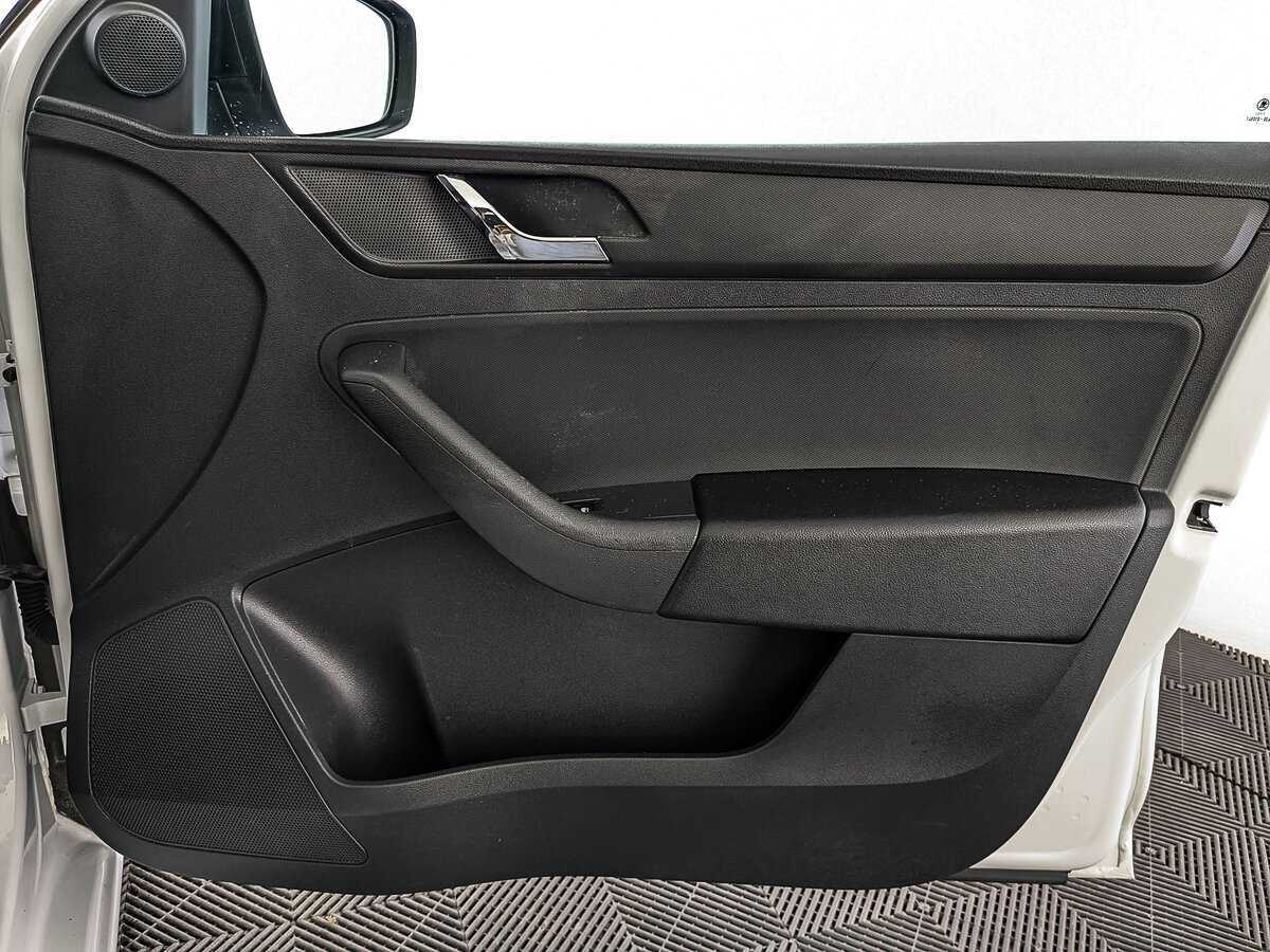 Skoda Rapid б/у, 2017, Механическая. Фото: #22