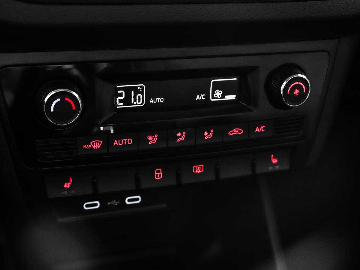 Volkswagen Polo б/у, 2020, Автоматическая. Фото: #12