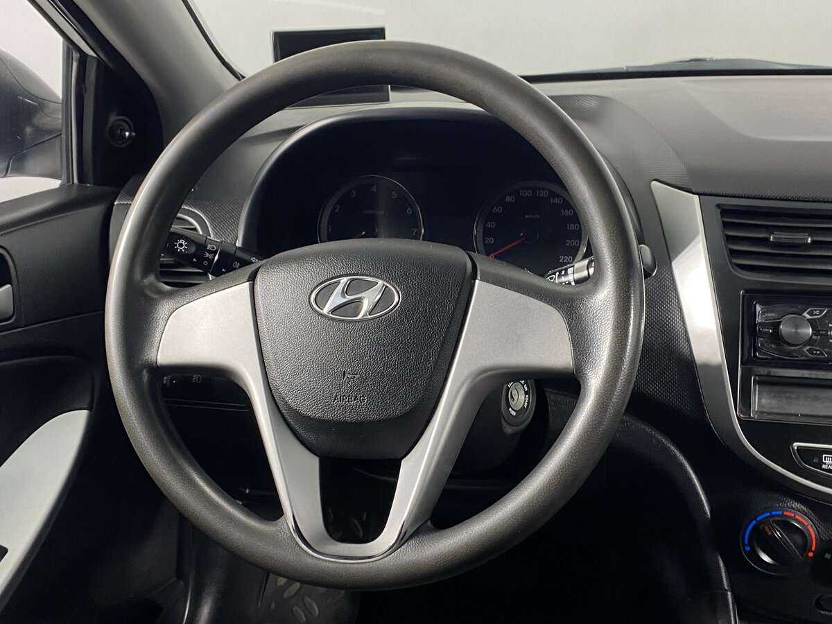 Hyundai Solaris б/у, 2014, Автоматическая. Фото: #11
