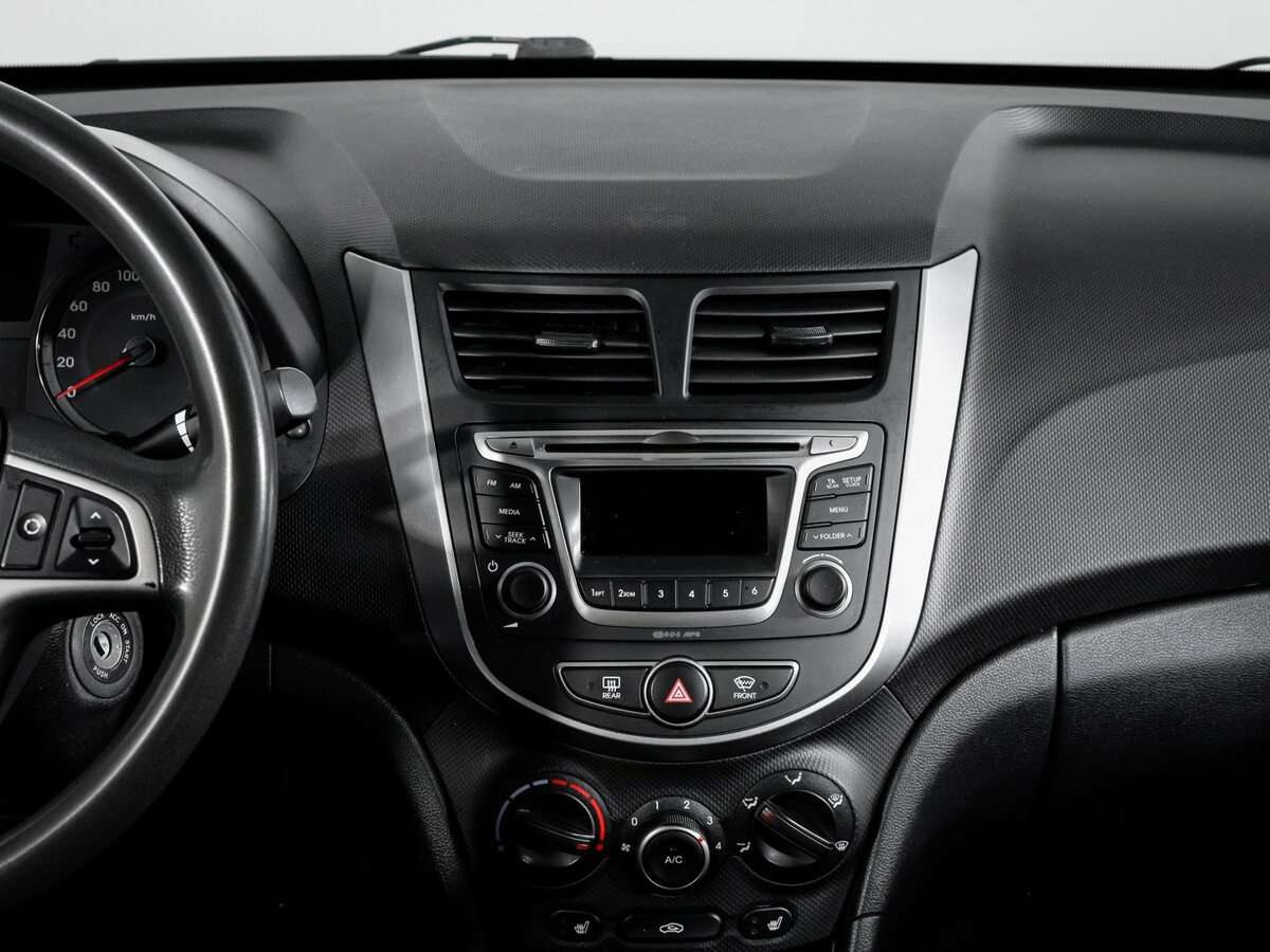 Hyundai Solaris б/у, 2016, Автоматическая. Фото: #12