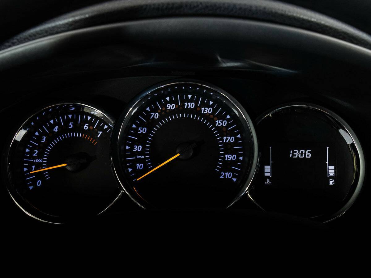 Renault Sandero б/у, 2022, Механическая. Фото: #16