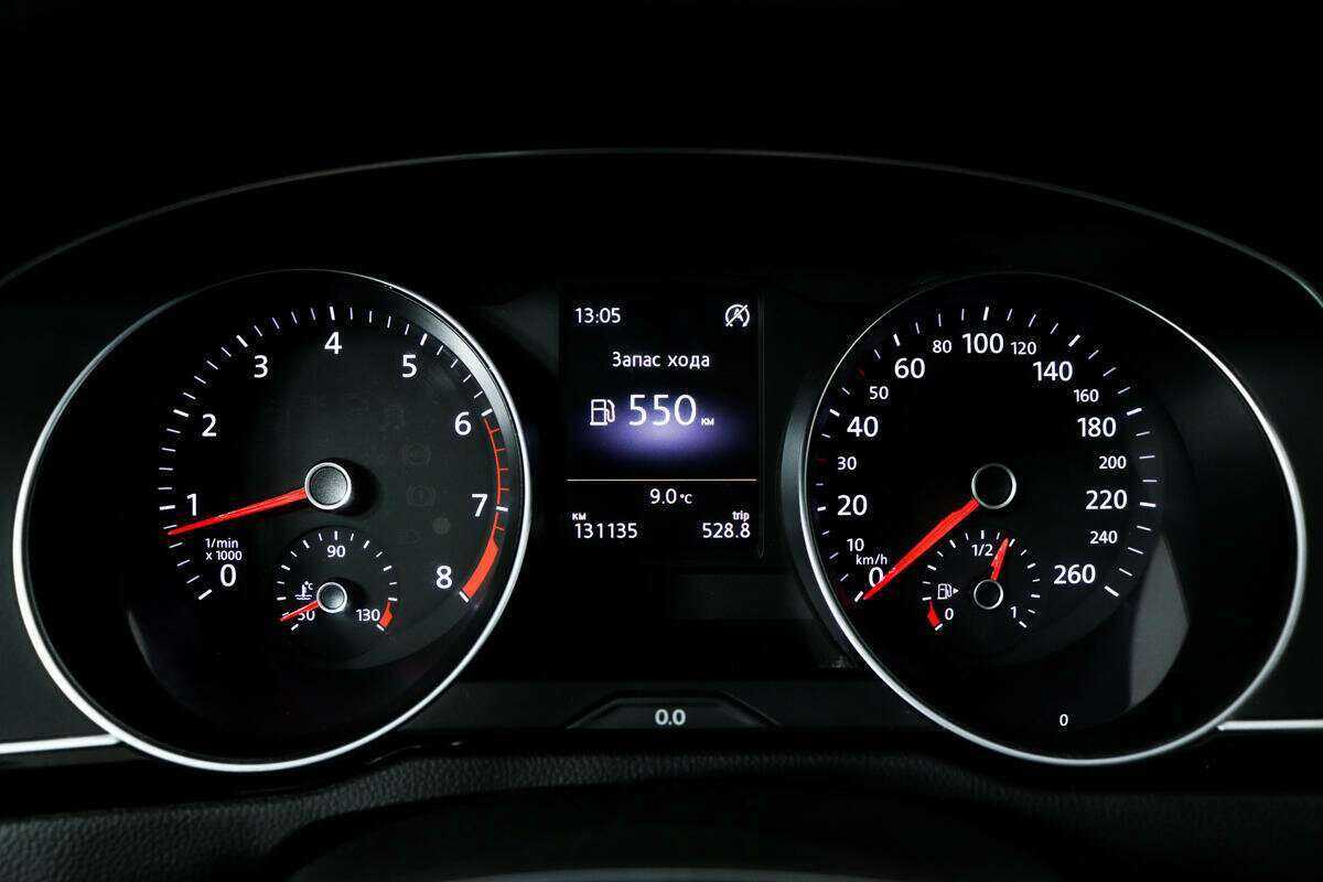 Volkswagen Passat б/у, 2016, Роботизированная. Фото: #9