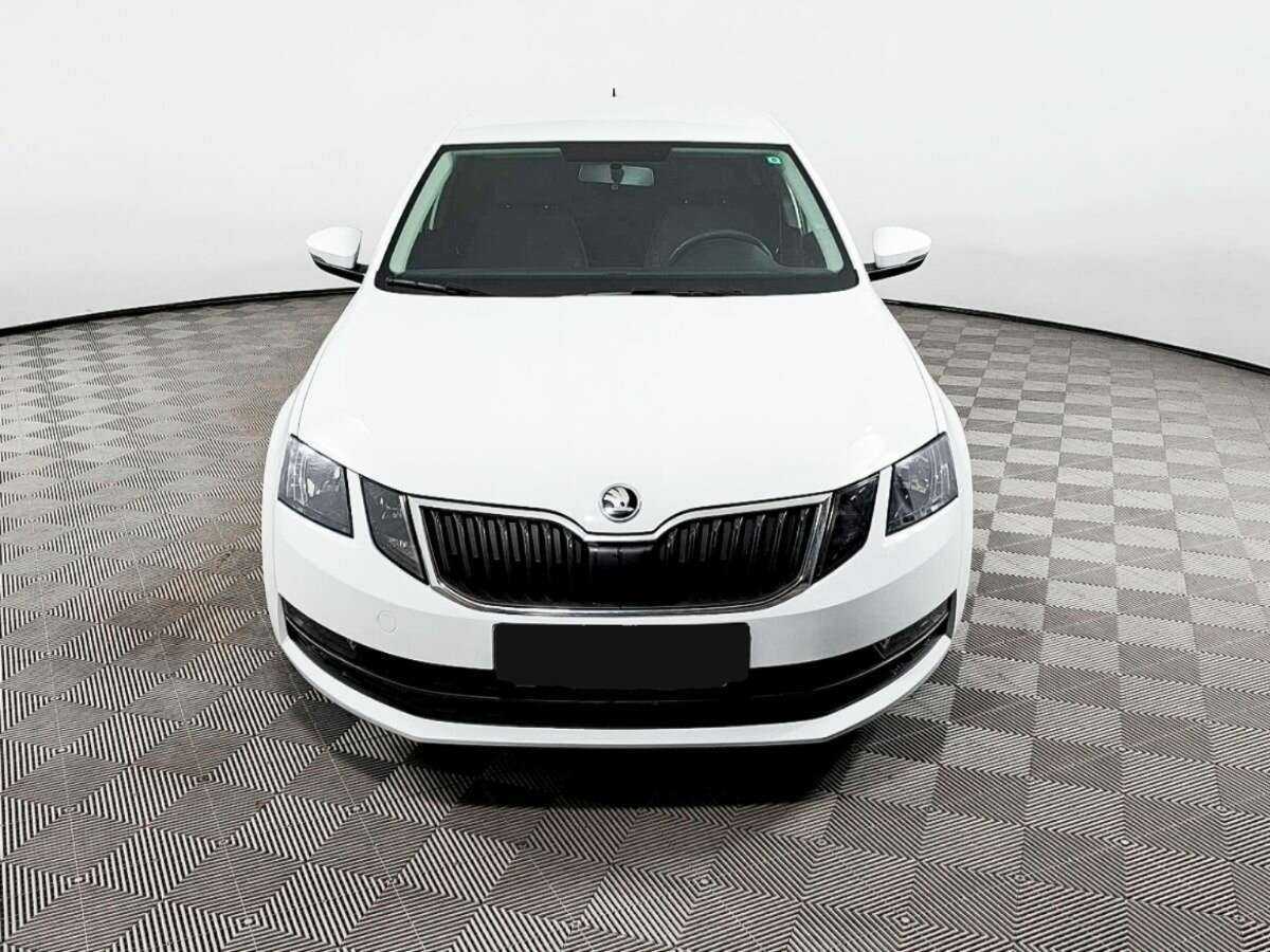 Skoda Octavia б/у, 2019, Механическая. Фото: #1