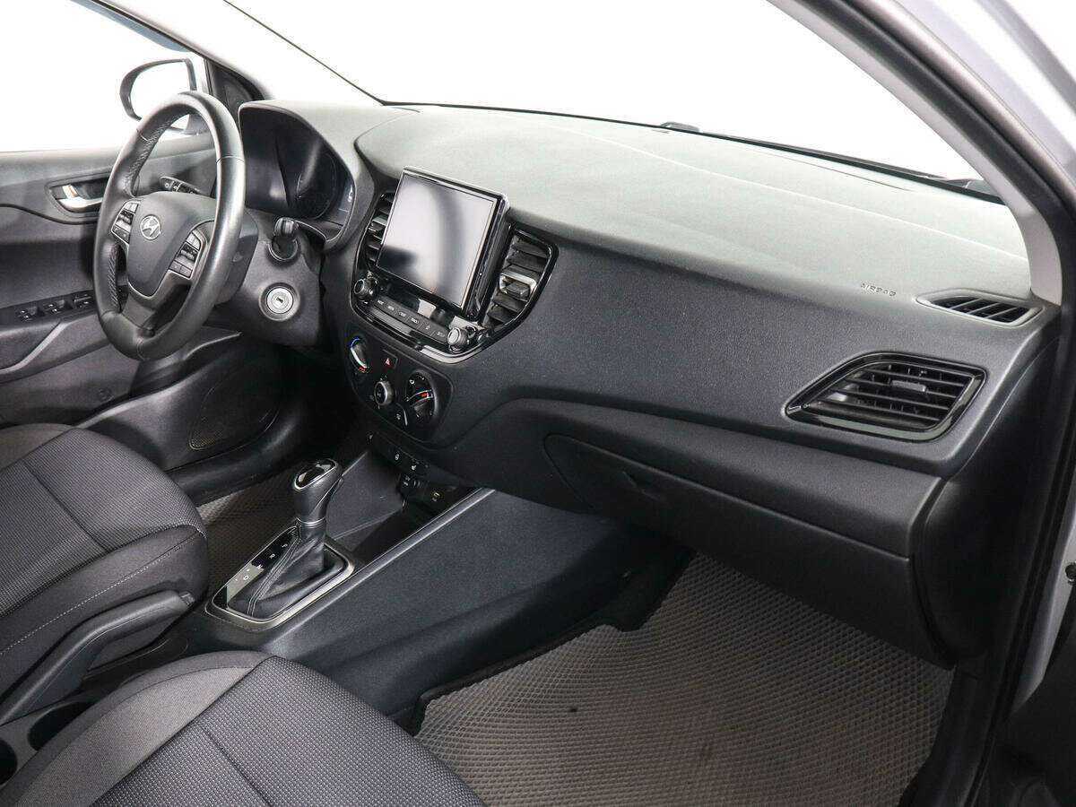 Hyundai Solaris б/у, 2021, Автоматическая. Фото: #9