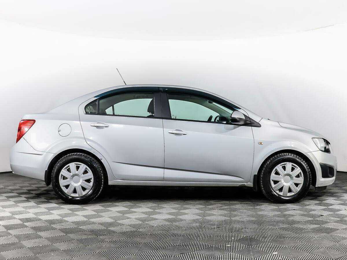 Chevrolet Aveo б/у, 2013, Автоматическая. Фото: #3
