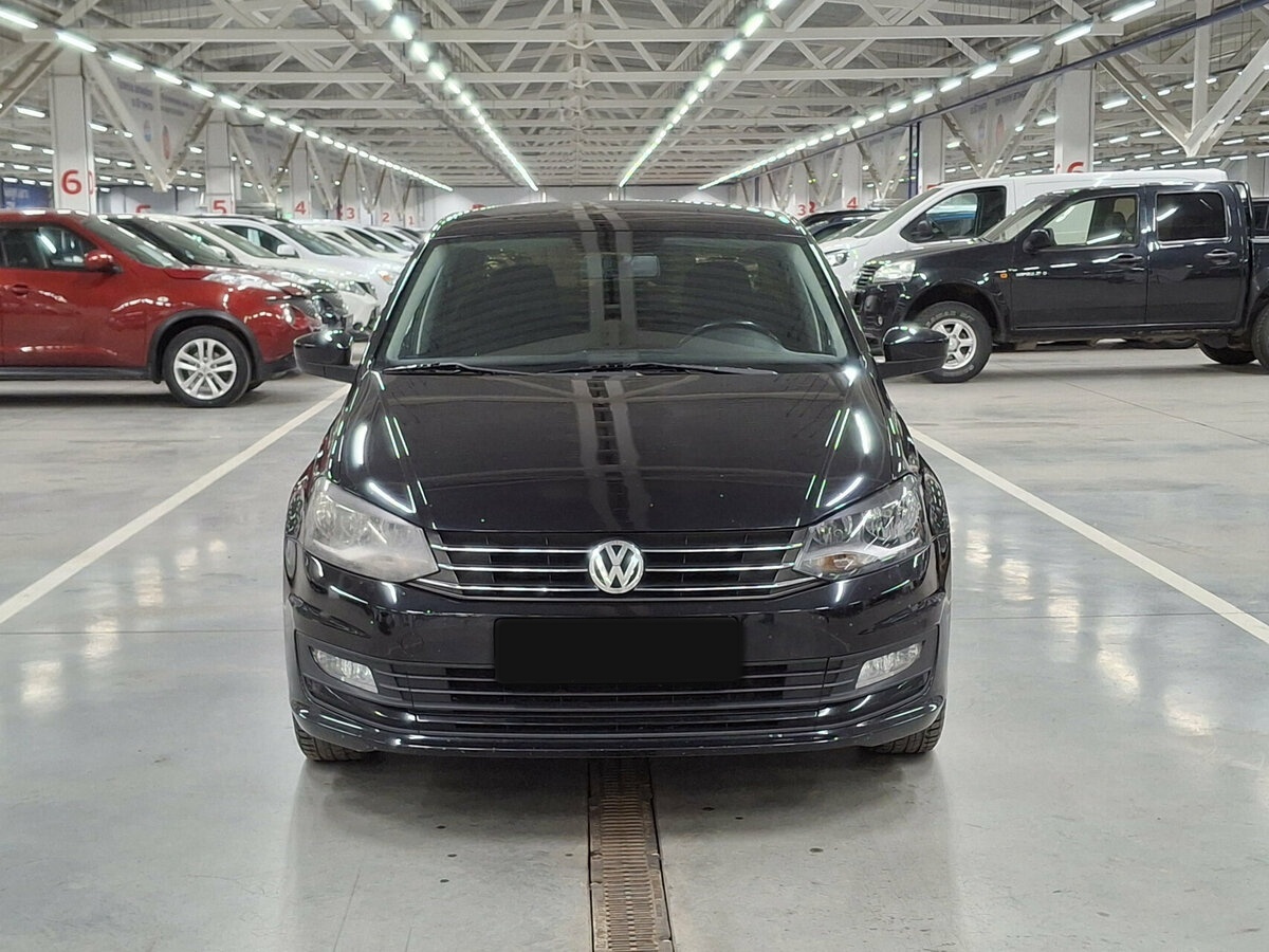 Volkswagen Polo б/у, 2017, Автоматическая. Фото: #1