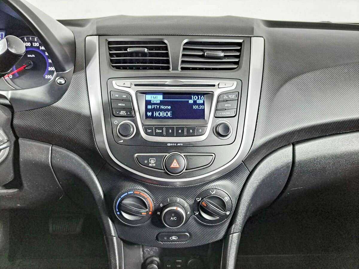 Hyundai Solaris б/у, 2016, Автоматическая. Фото: #12