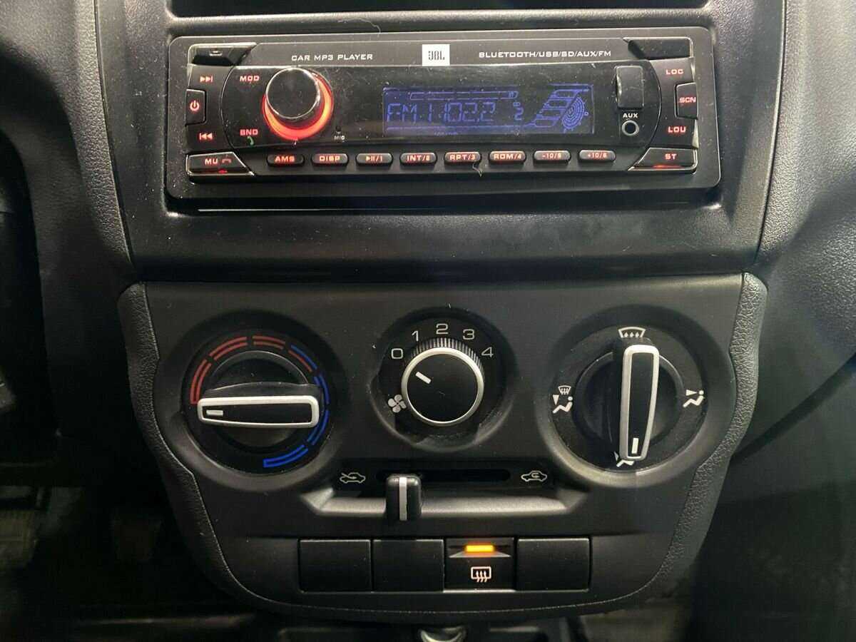 Lada (ВАЗ) Granta б/у, 2023, Механическая. Фото: #11