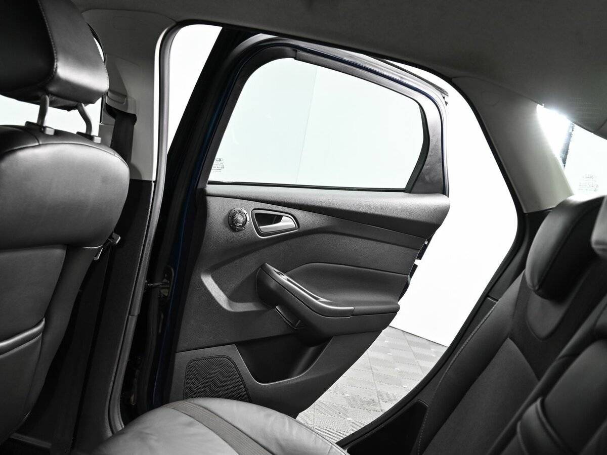 Ford Focus б/у, 2012, Механическая. Фото: #12