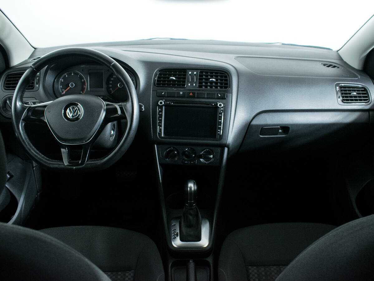 Volkswagen Polo б/у, 2016, Автоматическая. Фото: #11