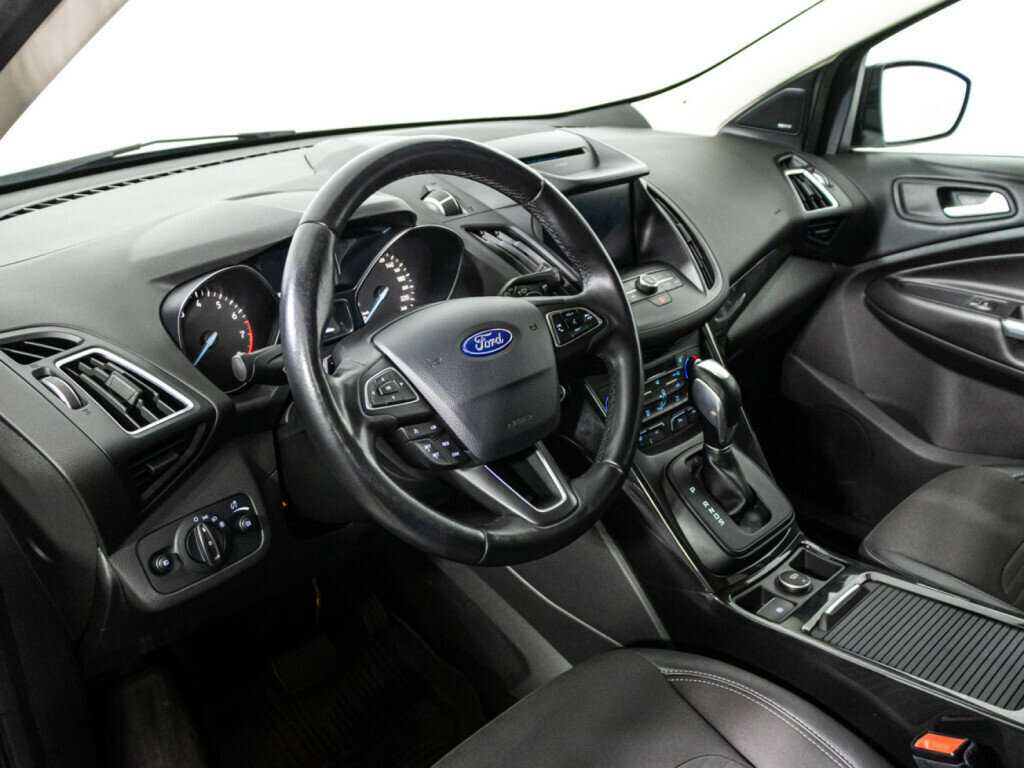 Ford Kuga б/у, 2017, Автоматическая. Фото: #10