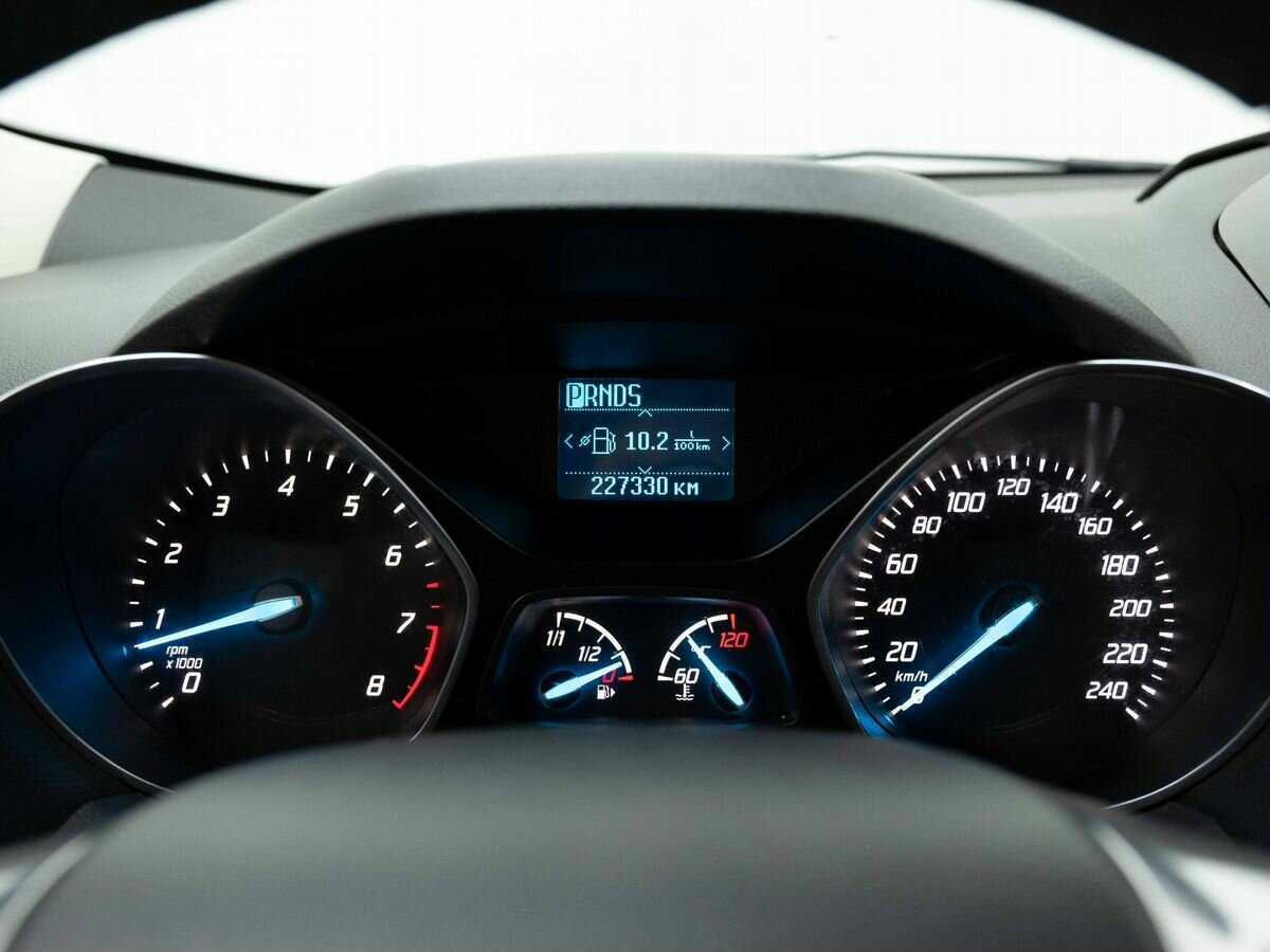 Ford Kuga б/у, 2014, Автоматическая. Фото: #17