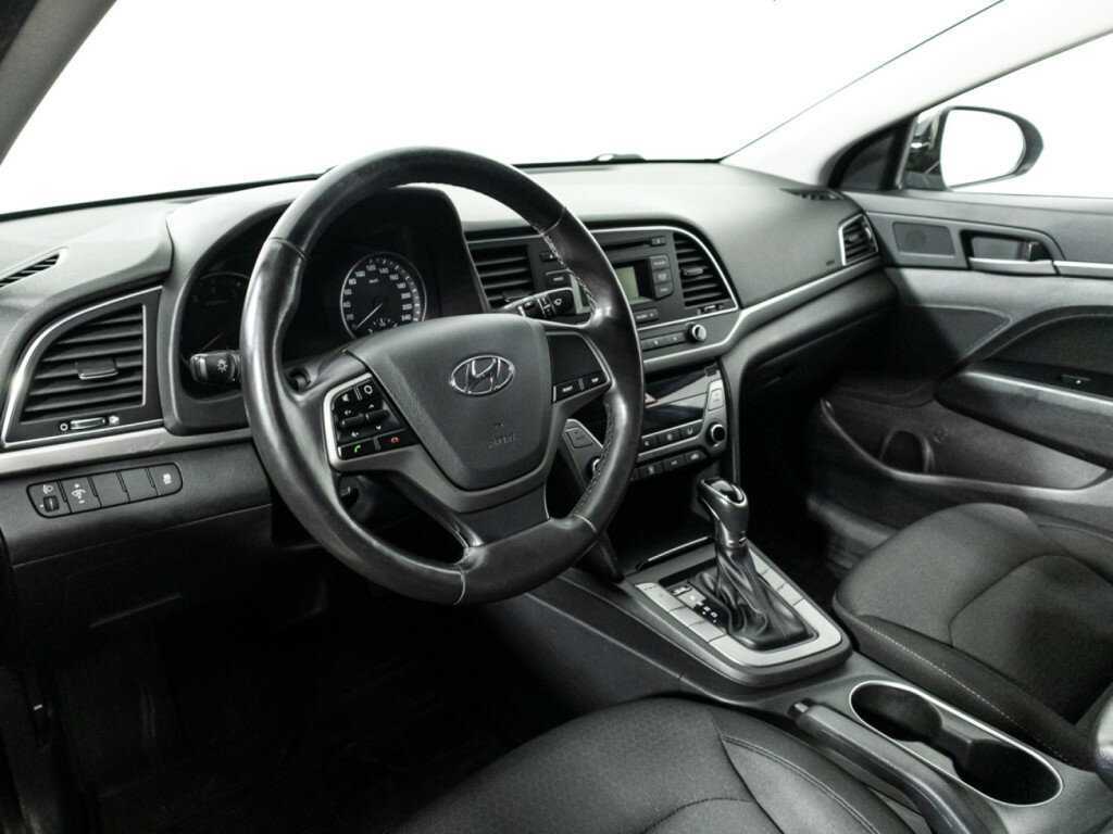Hyundai Elantra б/у, 2017, Автоматическая. Фото: #10