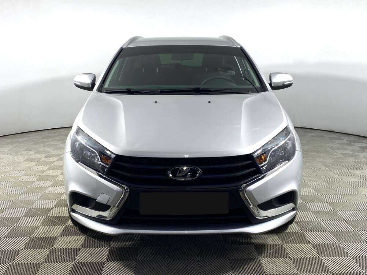 Lada (ВАЗ) Vesta б/у, 2021, Механическая. Фото: #1