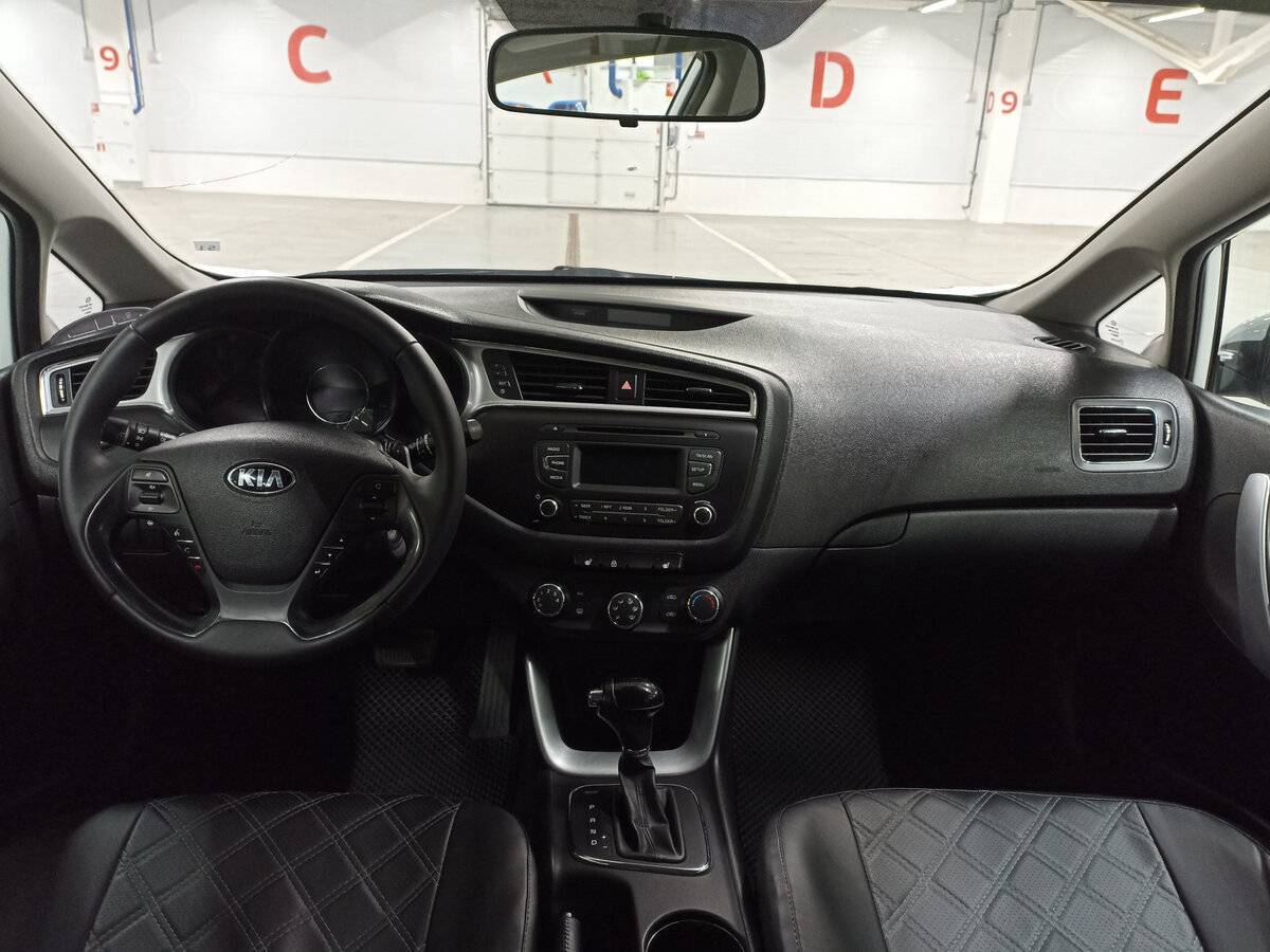 Kia Ceed б/у, 2015, Автоматическая. Фото: #13