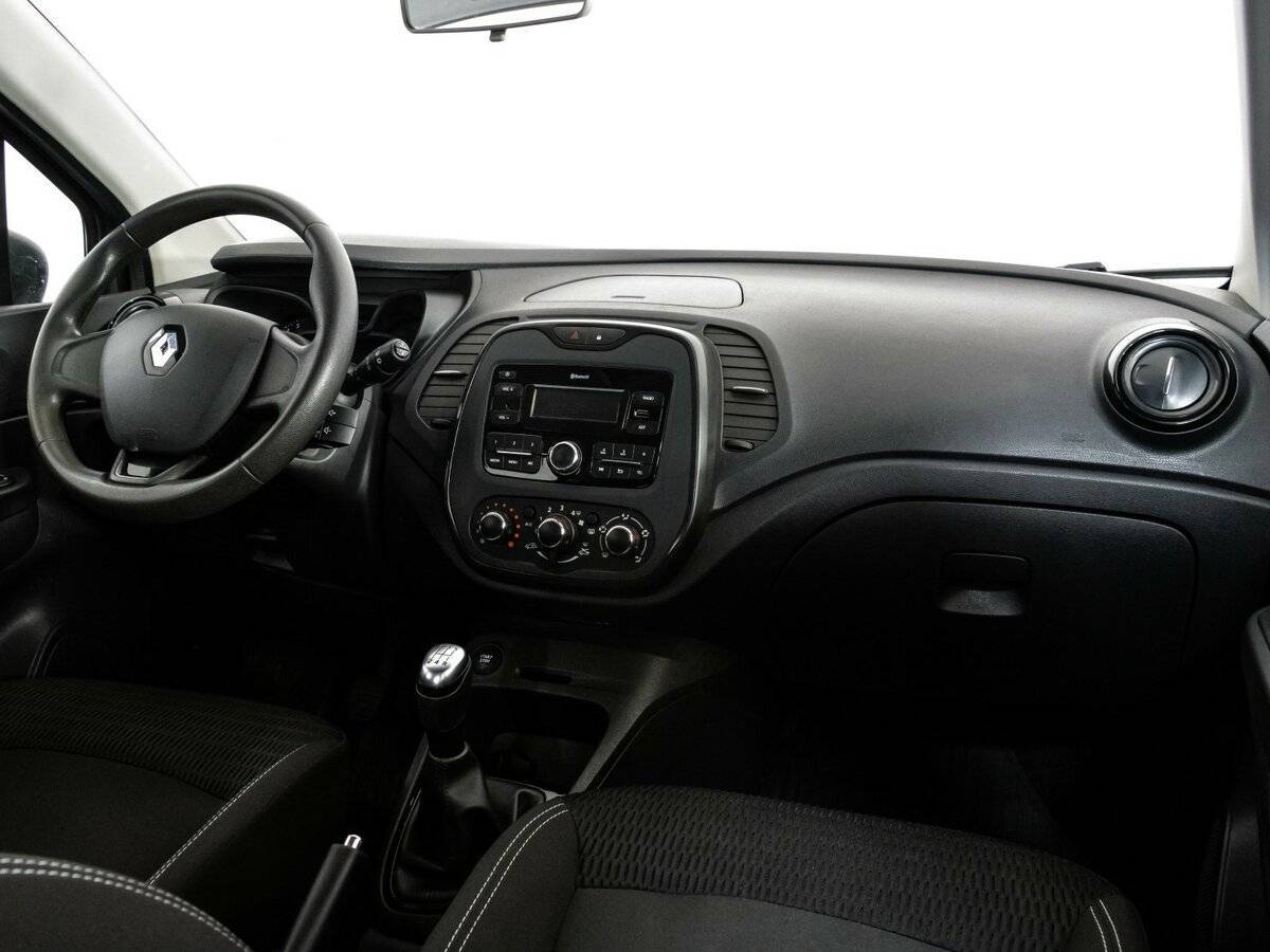 Renault Kaptur б/у, 2018, Механическая. Фото: #8