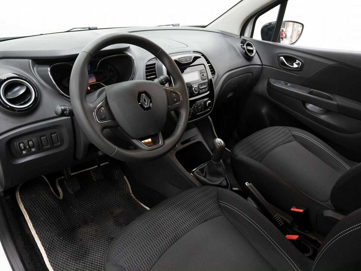 Renault Kaptur б/у, 2017, Механическая. Фото: #6