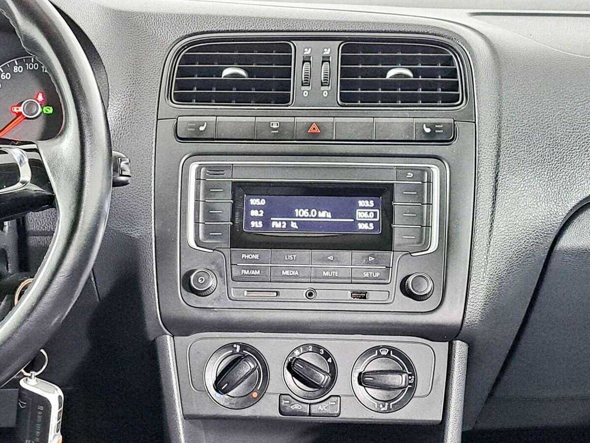 Volkswagen Polo б/у, 2016, Автоматическая. Фото: #12