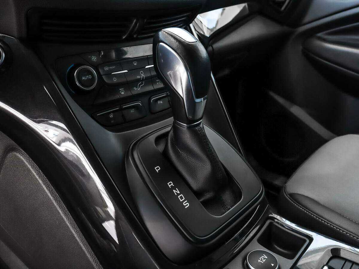 Ford Kuga б/у, 2016, Автоматическая. Фото: #9