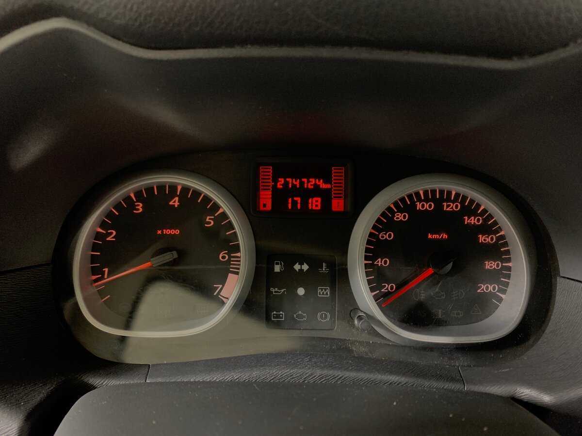 Renault Duster б/у, 2012, Механическая. Фото: #15