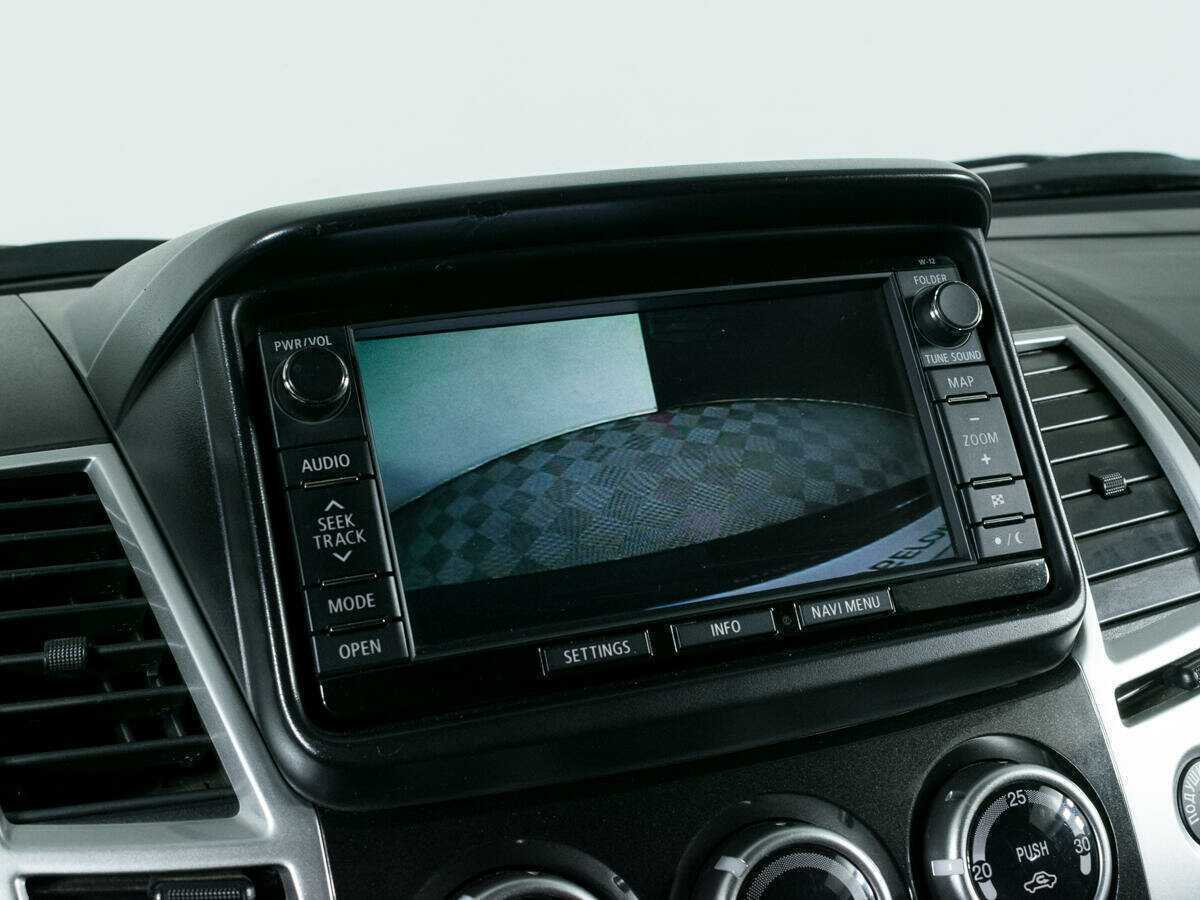 Mitsubishi Pajero Sport б/у, 2013, Автоматическая. Фото: #17