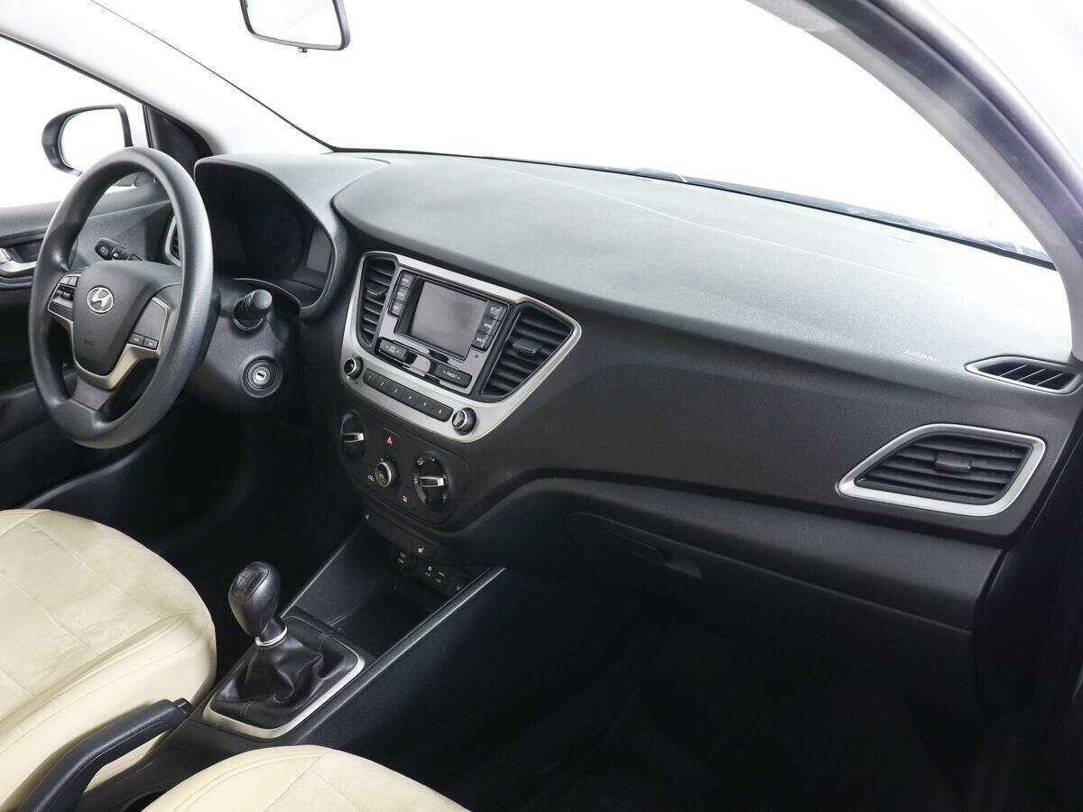 Hyundai Solaris б/у, 2017, Механическая. Фото: #9