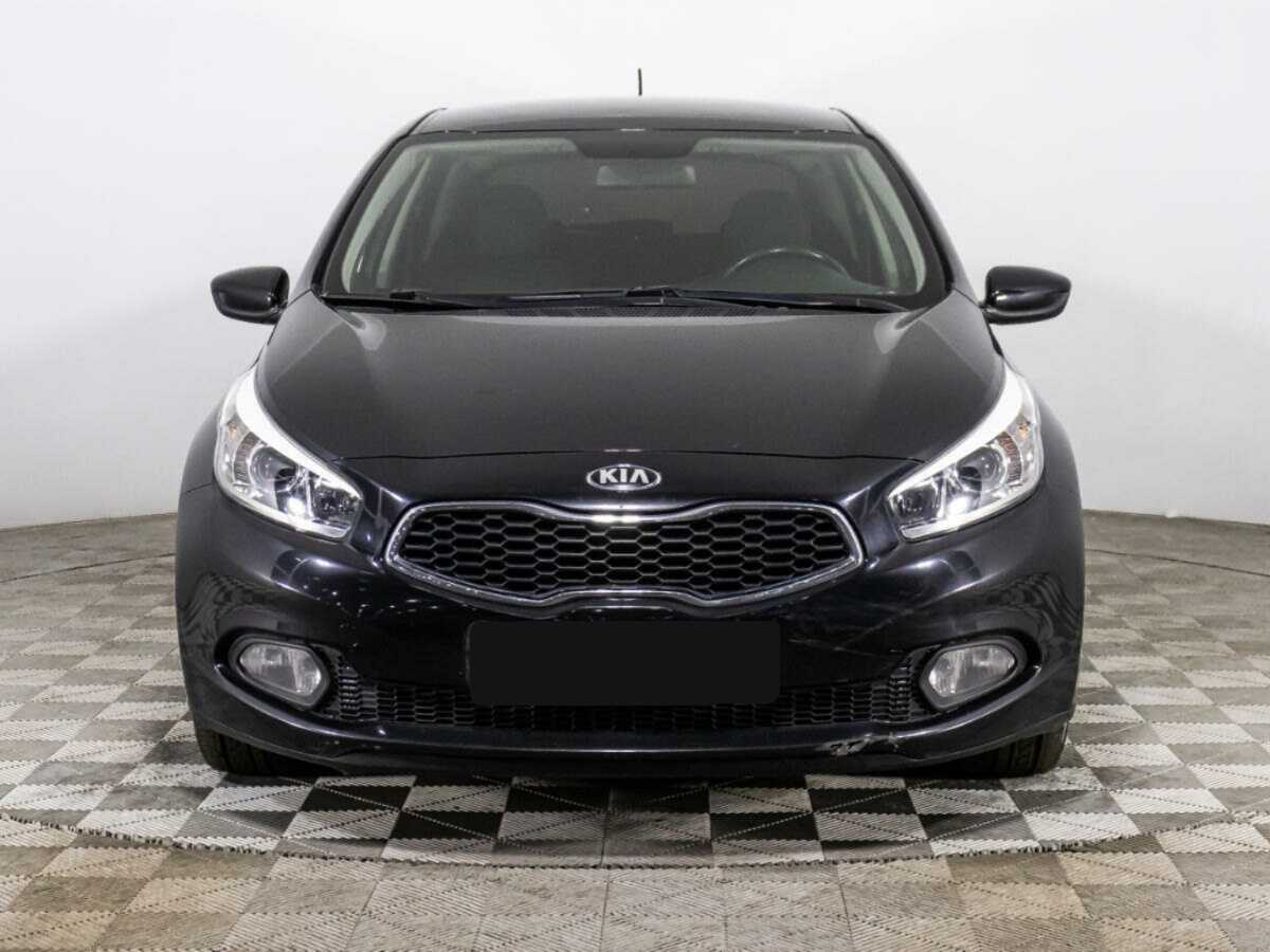 Kia Ceed б/у, 2015, Автоматическая. Фото: #1