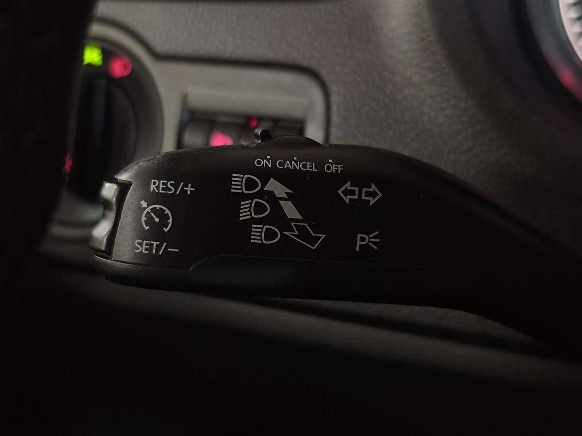 Volkswagen Polo б/у, 2018, Автоматическая. Фото: #19