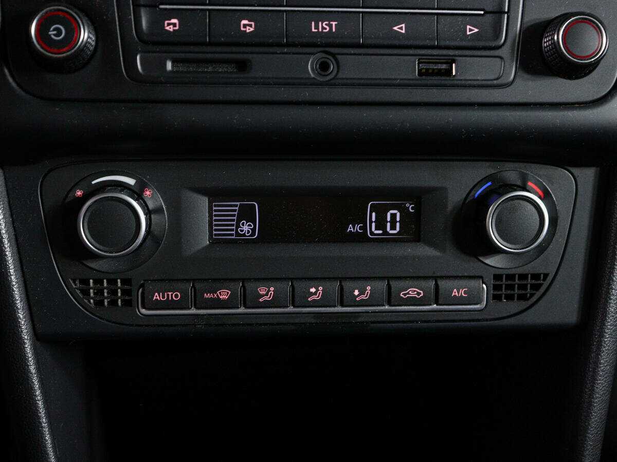 Volkswagen Polo б/у, 2014, Автоматическая. Фото: #14