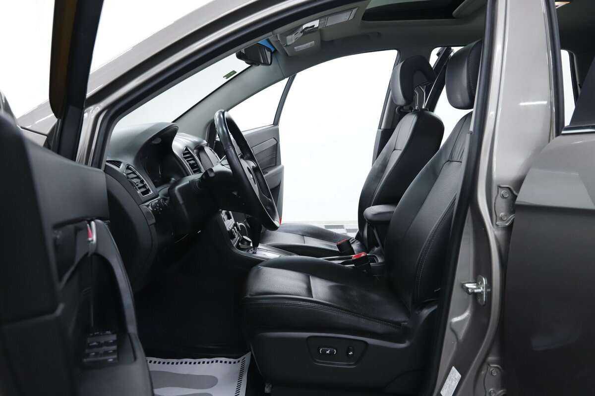 Chevrolet Captiva б/у, 2015, Автоматическая. Фото: #7